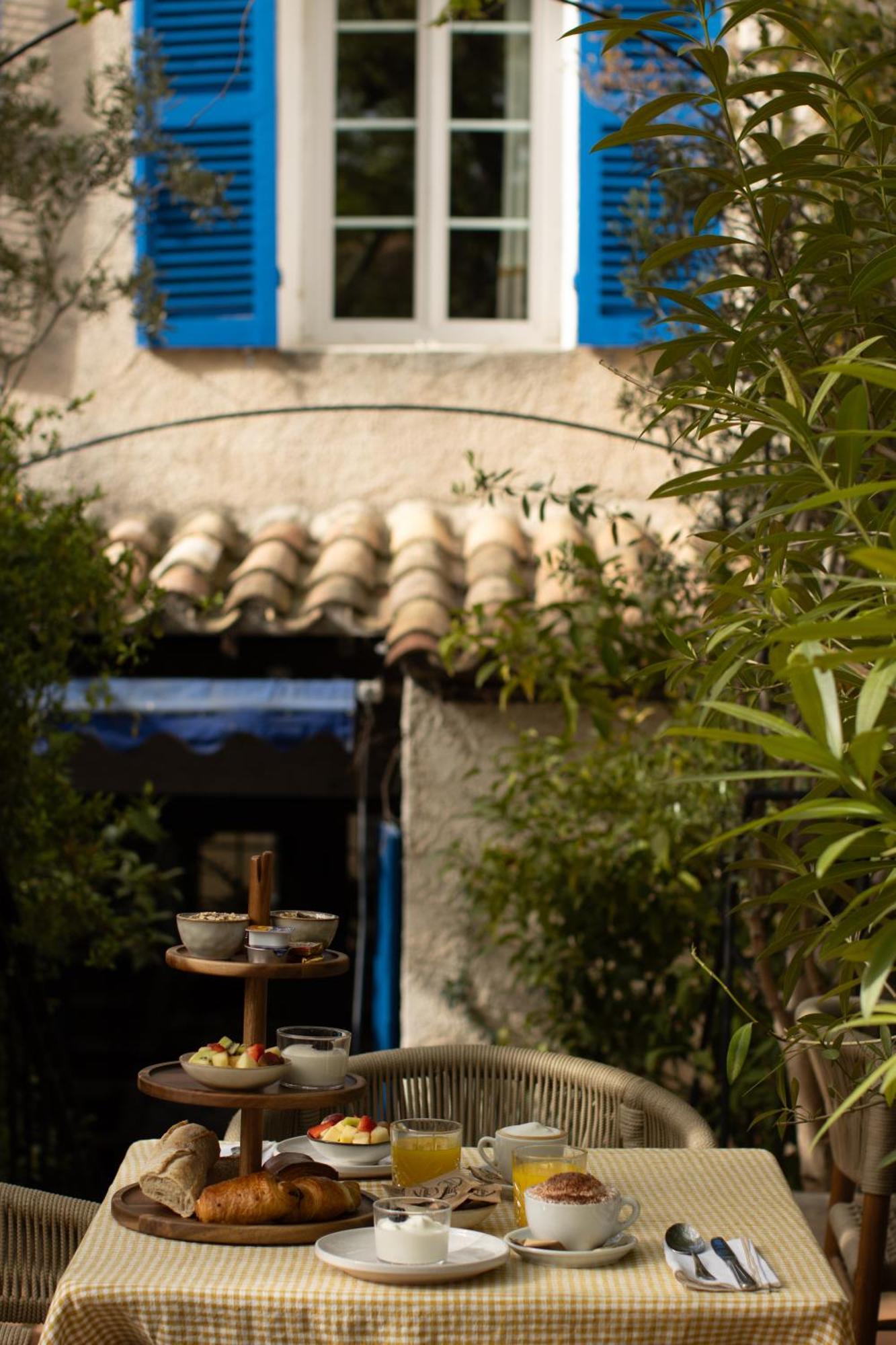 Le Clos Des Aromes Cassis Exterior photo