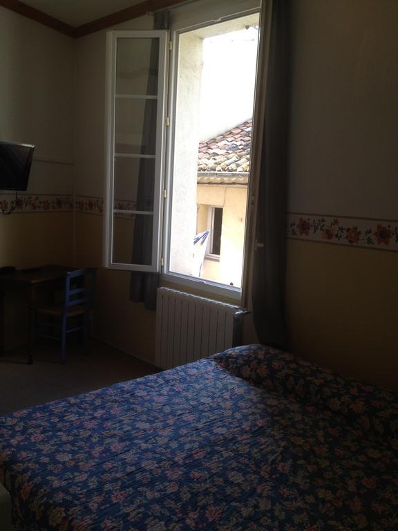 Le Clos Des Aromes Cassis Room photo