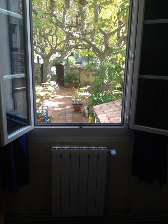 Le Clos Des Aromes Cassis Room photo